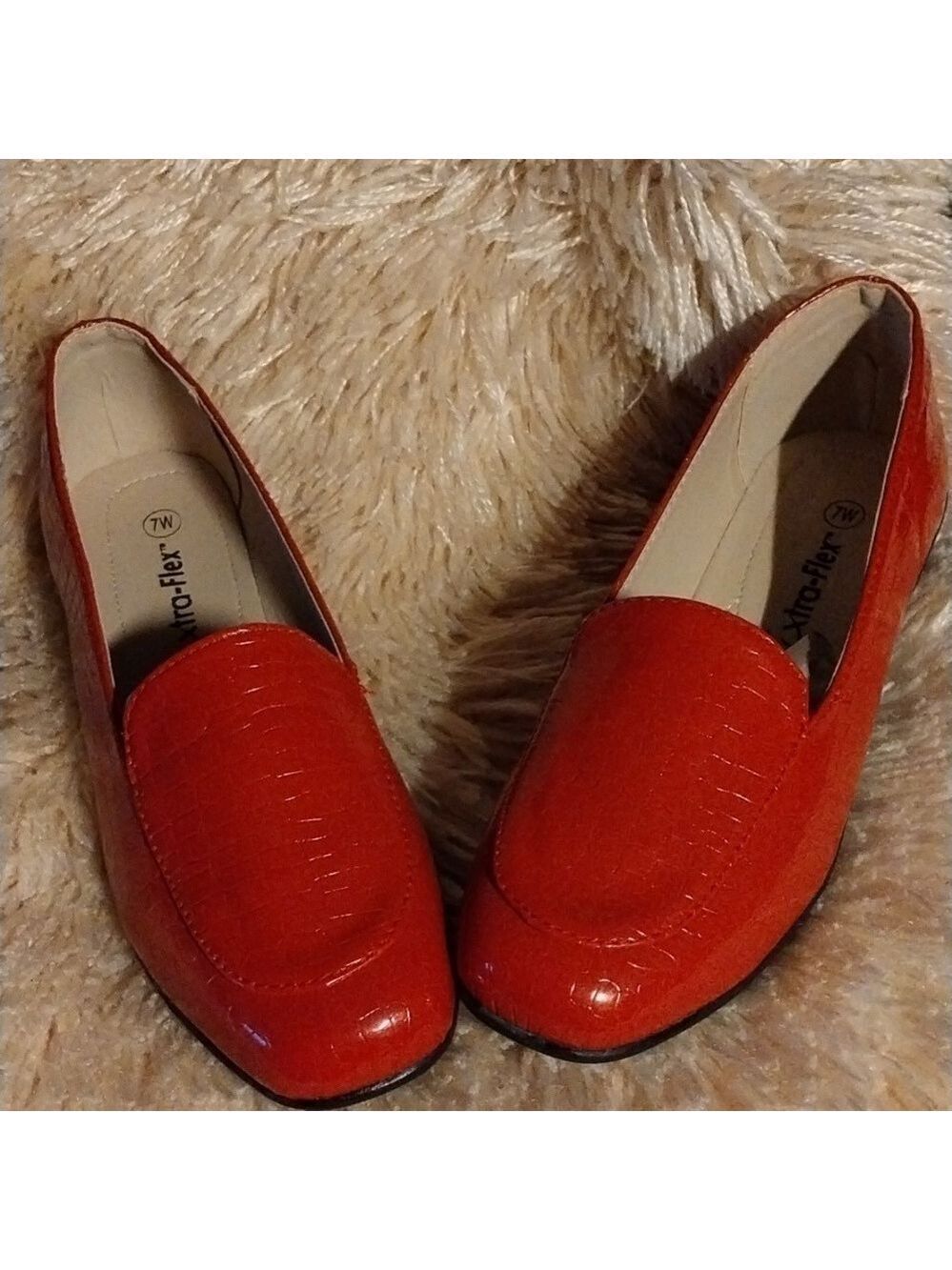 Xtra Flex Red Crocodile Slip On Dress Career  NWT Size 7W